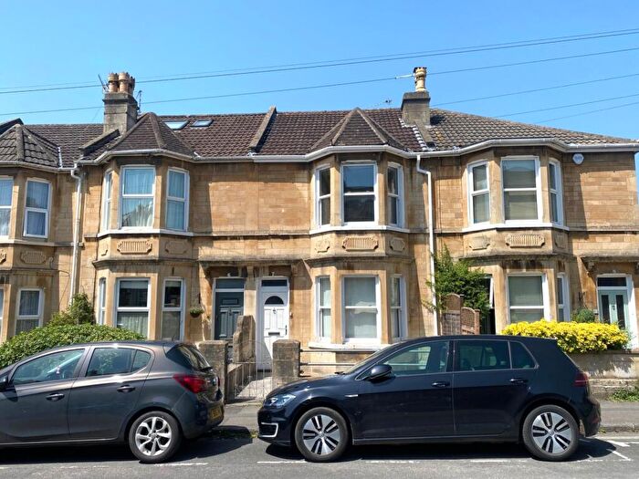 3 Bedroom Terraced House For Sale In Charmouth Road, Newbridge, Bath, Bath And North East Somerset, BA1