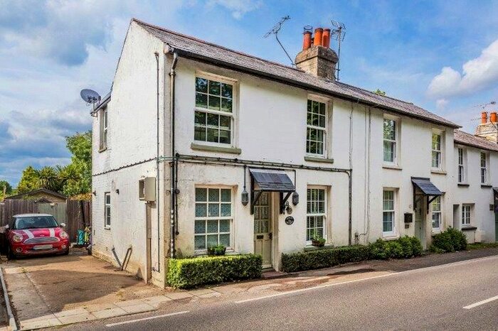3 Bedroom End Of Terrace House For Sale In Byers Lane, South Godstone, Godstone, Surrey, RH9