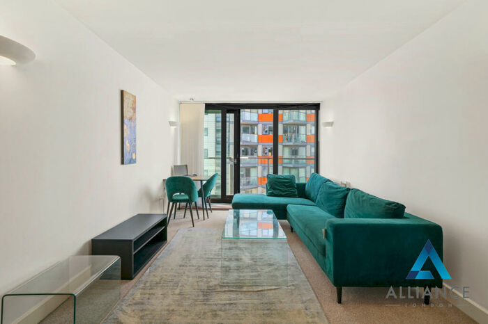 1 Bedroom Flat To Rent In Neutron Tower, Blackwall Way, London, E14