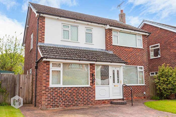 4 Bedroom Detached House For Sale In Wadeson Way, Croft, Warrington, Cheshire, WA3