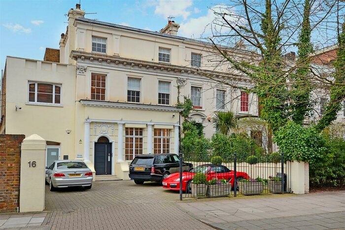 4 Bedroom Duplex To Rent In Finchley Road, St Johns Wood, NW8