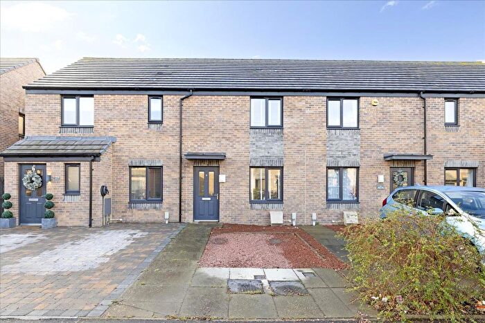 2 Bedroom Terraced House For Sale In Bullfinch Way, Edinburgh, EH17