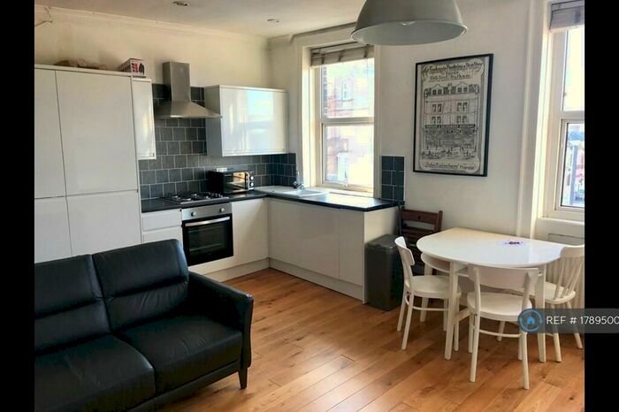 1 Bedroom Flat To Rent In Balham New Road, London, SW12