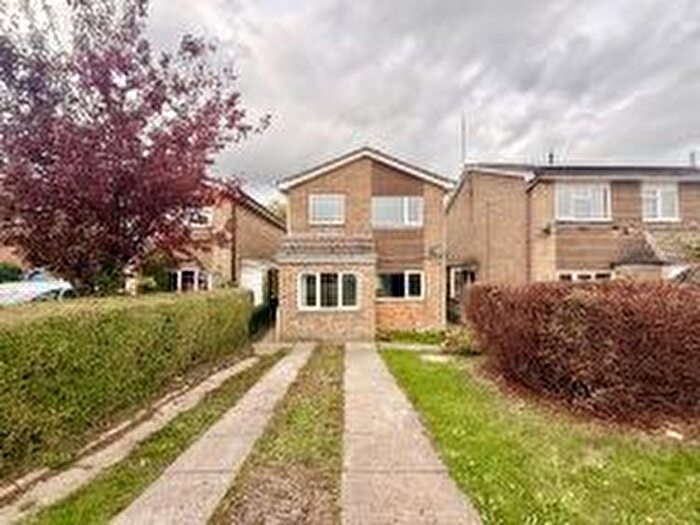 3 Bedroom Property To Rent In Brambleside, Kettering, NN16