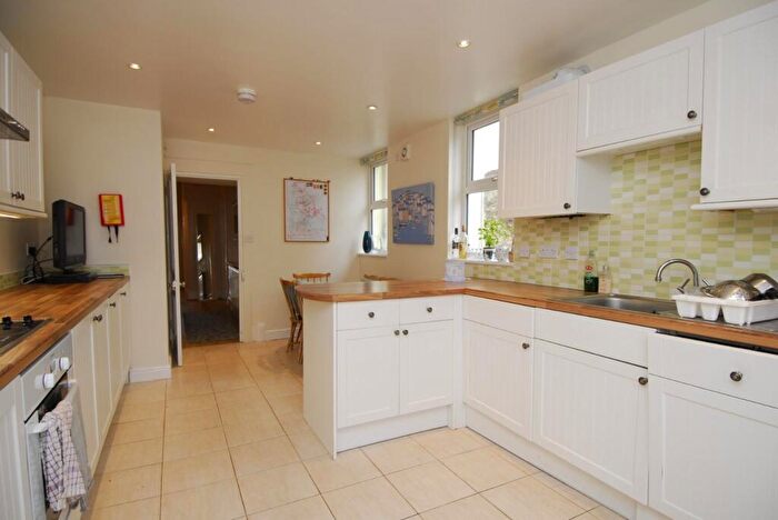 4 Bedroom House To Rent In Beatrice Avenue, Lipson, Plymouth, PL4