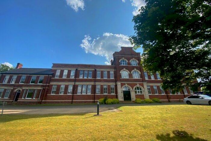 2 Bedroom Flat To Rent In Friary House, Lichfield, WS13