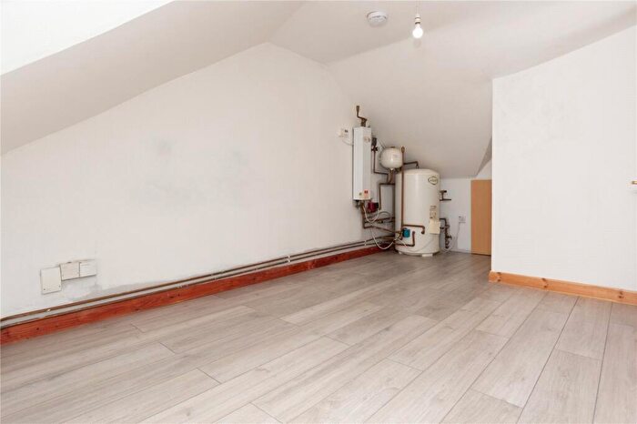 1 Bedroom Flat To Rent In Hatfield Road, St Albans, AL1