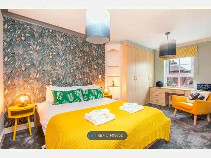 2 Bedroom Flat To Rent In Paragon House, York, YO10