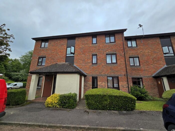 1 Bedroom Flat To Rent In North Abingdon, Oxfordshire, OX14