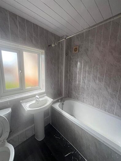 2 Bedroom Property To Rent In Mease Croft, Bordesley Village, Birmingham, B9