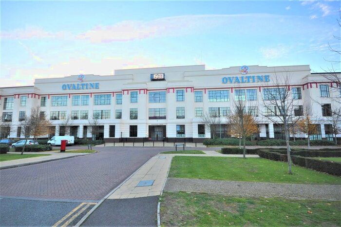 2 Bedroom Flat To Rent In Ovaltine Drive, Kings Langley, WD4