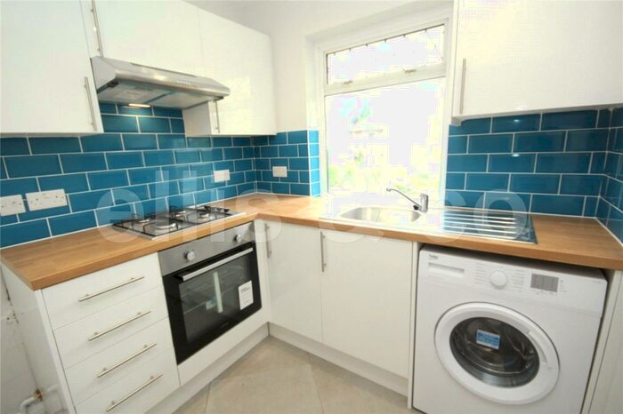 1 Bedroom Maisonette To Rent In Laleham Avenue, Mill Hill, London, NW7