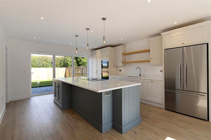 4 Bedroom Detached House For Sale In Barfield Gardens, Offham, ME19