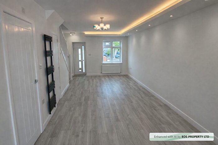 3 Bedroom Semi-Detached House To Rent In St. Edmunds Road, London, N9