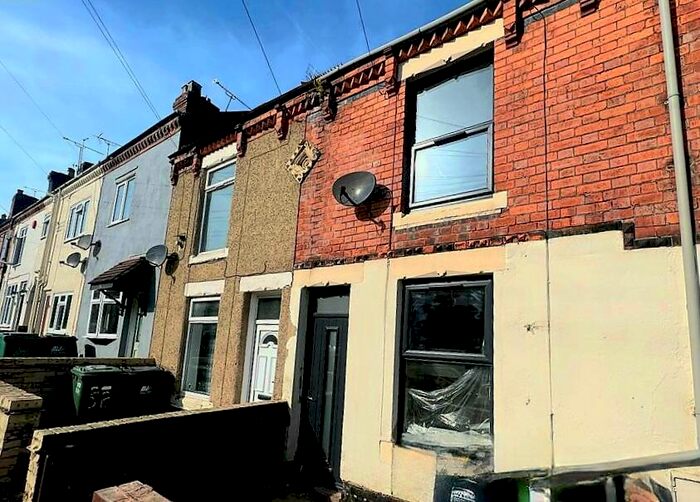 2 Bedroom House To Rent In Park Street, Heanor, DE75
