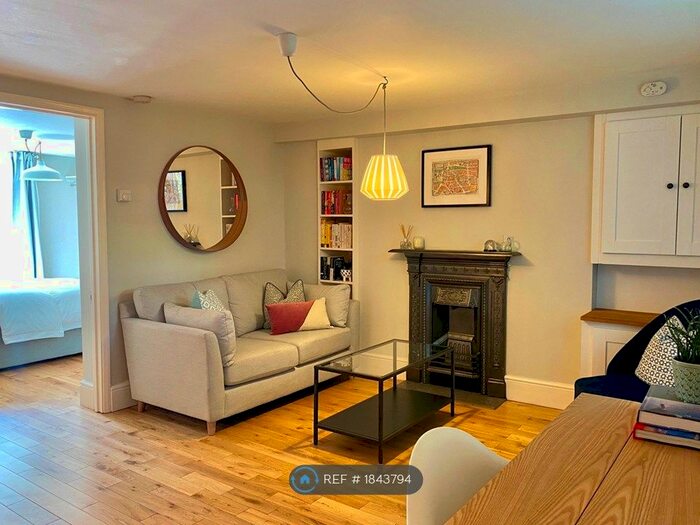 1 Bedroom Flat To Rent In Arbour Square, London, E1