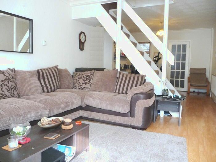 2 Bedroom Terraced House To Rent In St. Mary's Road, Watford, WD18