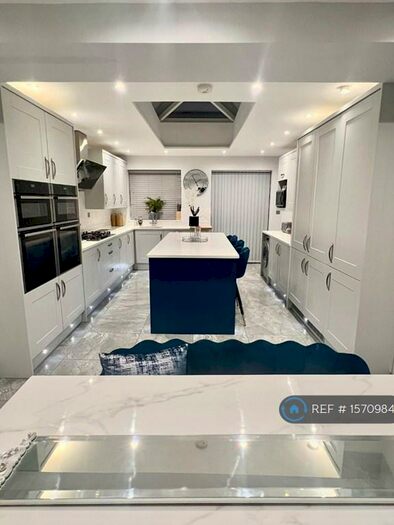 4 Bedroom Semi-Detached House To Rent In Ravenbank Road, Luton, LU2