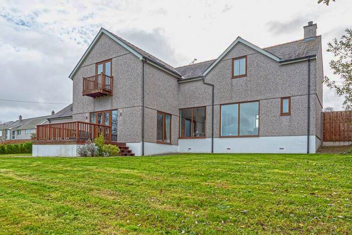 4 Bedroom Detached House For Sale In Llanfairynghornwy, Holyhead LL65