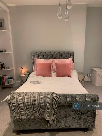 3 Bedroom Maisonette To Rent In Archway Road, London, N6