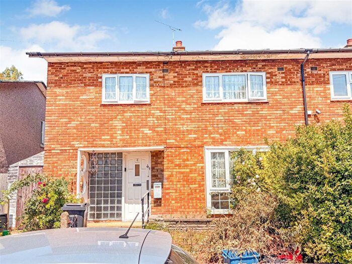 3 Bedroom Semi-detached House For Sale In Wolsey Gardens, Ilford, IG6