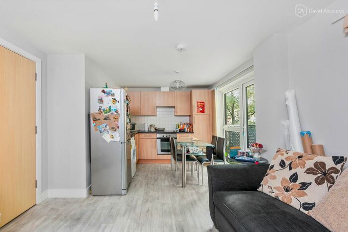 1 Bedroom Flat To Rent In Murray Grove, Hoxton, London, N1