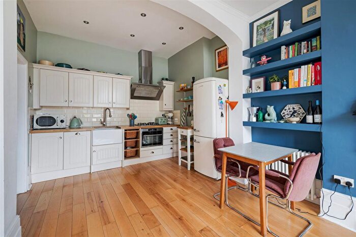 1 Bedroom Flat For Sale In Grove Road, Hackney, E3