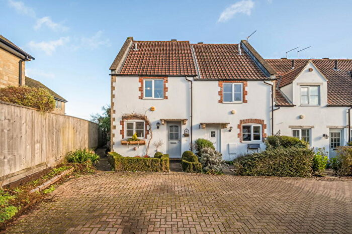 2 Bedroom End Of Terrace House For Sale In Paddock End, Kington St. Michael, SN14