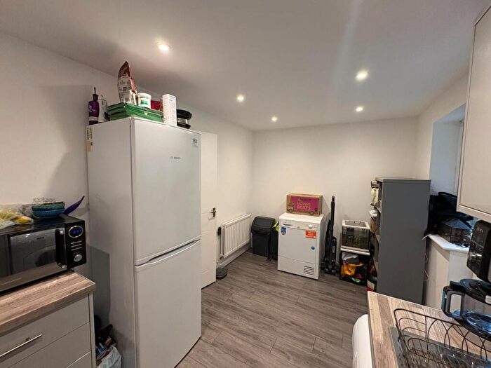 2 Bedroom End Of Terrace House To Rent In Humphrys Barton, St. Annes Park, BS4