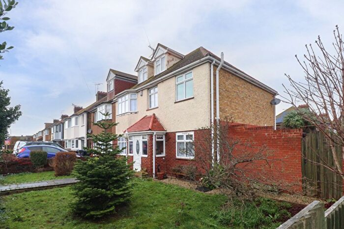 4 Bedroom Semi-detached House For Sale In Westfield Road, Margate, Kent, CT9