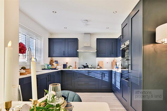 4 Bedroom Detached House For Sale In Meadow View Close, Worsthorne, Burnley, BB10