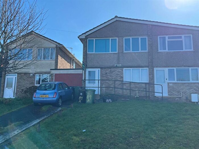 3 Bedroom Semi-Detached House To Rent In Court Farm Road, Whitchurch, Bristol, BS14