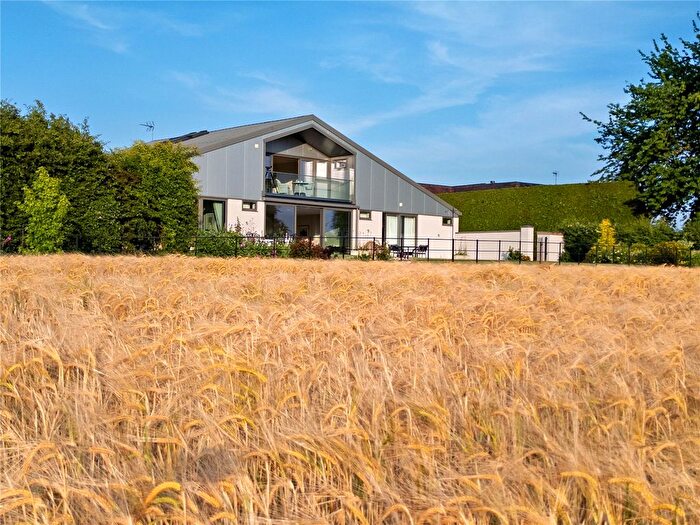 4 Bedroom Detached House For Sale In Kenilworth, Warwickshire, CV8