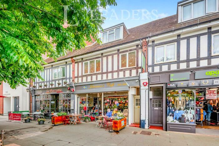 2 Bedroom Maisonette To Rent In Bishopric, Horsham, RH12