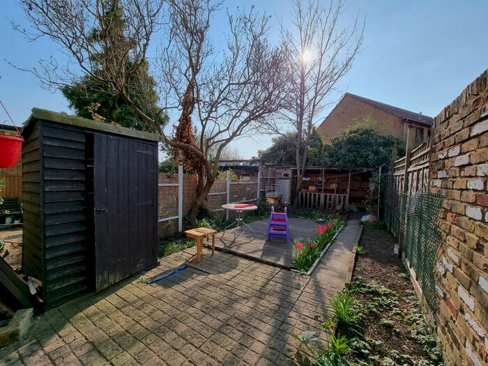 3 Bedroom Terraced House To Rent In Goldsdown Road, Enfield, Greater London, EN3