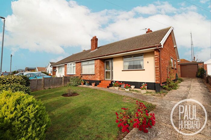 2 Bedroom Semi Detached Bungalow For Sale In Haven Avenue, Lowestoft, NR32