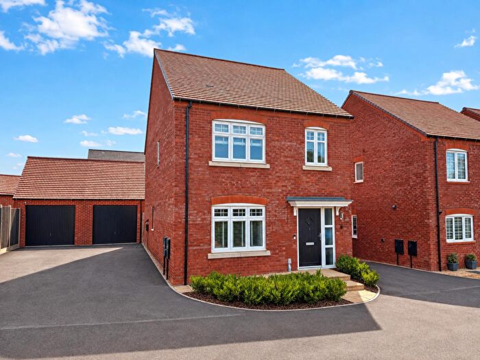 4 Bedroom Detached House For Sale In Underborough Way, Harpole, Northampton, NN7