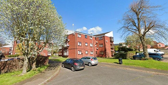 2 Bedroom Flat To Rent In Devon Walk, Rushden, Northamptonshire, NN10
