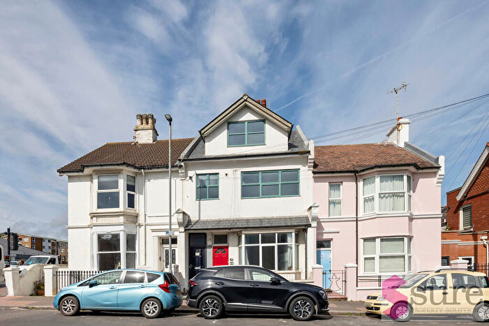 2 Bedroom Flat To Rent In Eastern Road, Brighton, BN2