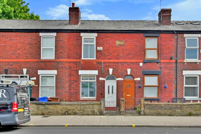 2 Bedroom Terraced House To Rent In Buxton Road, Great Moor, Stockport, Cheshire, SK2