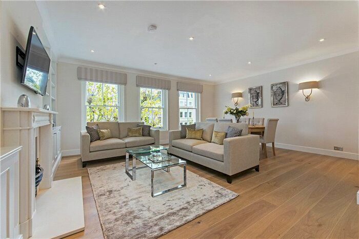 3 Bedroom Flat To Rent In Inverness Terrace, Bayswater, London, W2