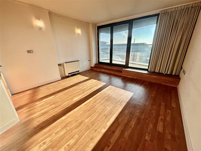 2 Bedroom Apartment To Rent In Belward Street, Nottingham, NG1