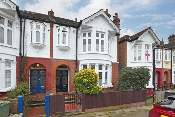 5 Bedroom Semi Detached House For Sale In Boyne Road, Lewisham, London, SE13