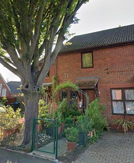 2 Bedroom Terraced House To Rent In Courtney Road, Colliers Wood, SW19