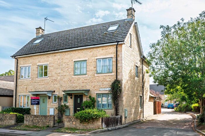 4 Bedroom Semi-Detached House For Sale In Stow Road, Moreton-In-Marsh, GL56