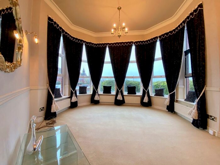 2 Bedroom Flat To Rent In The Avondale, Promenade, Southport, Merseyside., PR9