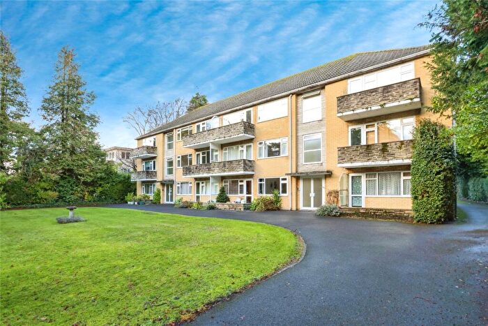 2 Bedroom Flat For Sale In Marlborough Road, Bournemouth, Dorset, BH4