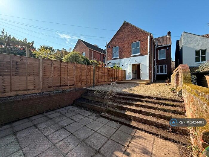 3 Bedroom Terraced House To Rent In College Road, Norwich, NR2