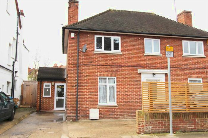1 Bedroom Property To Rent In Westbury Road, New Malden, KT3