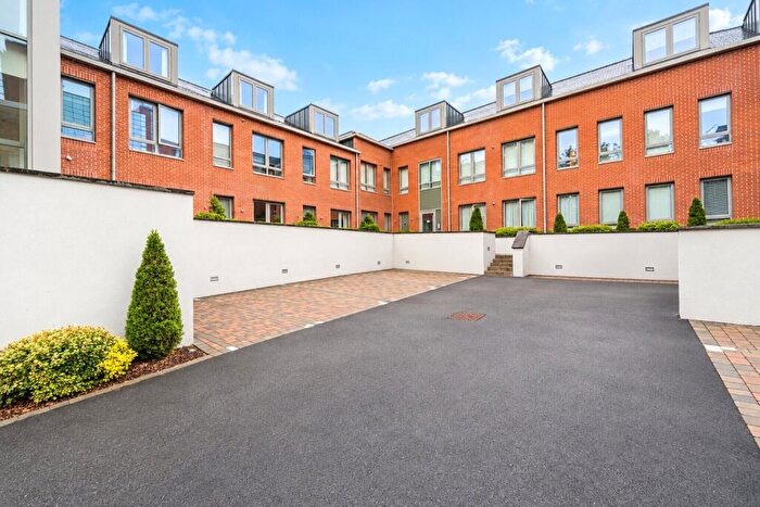2 Bedroom Apartment For Sale In Springfield Court, Springfield Avenue, Harrogate, HG1